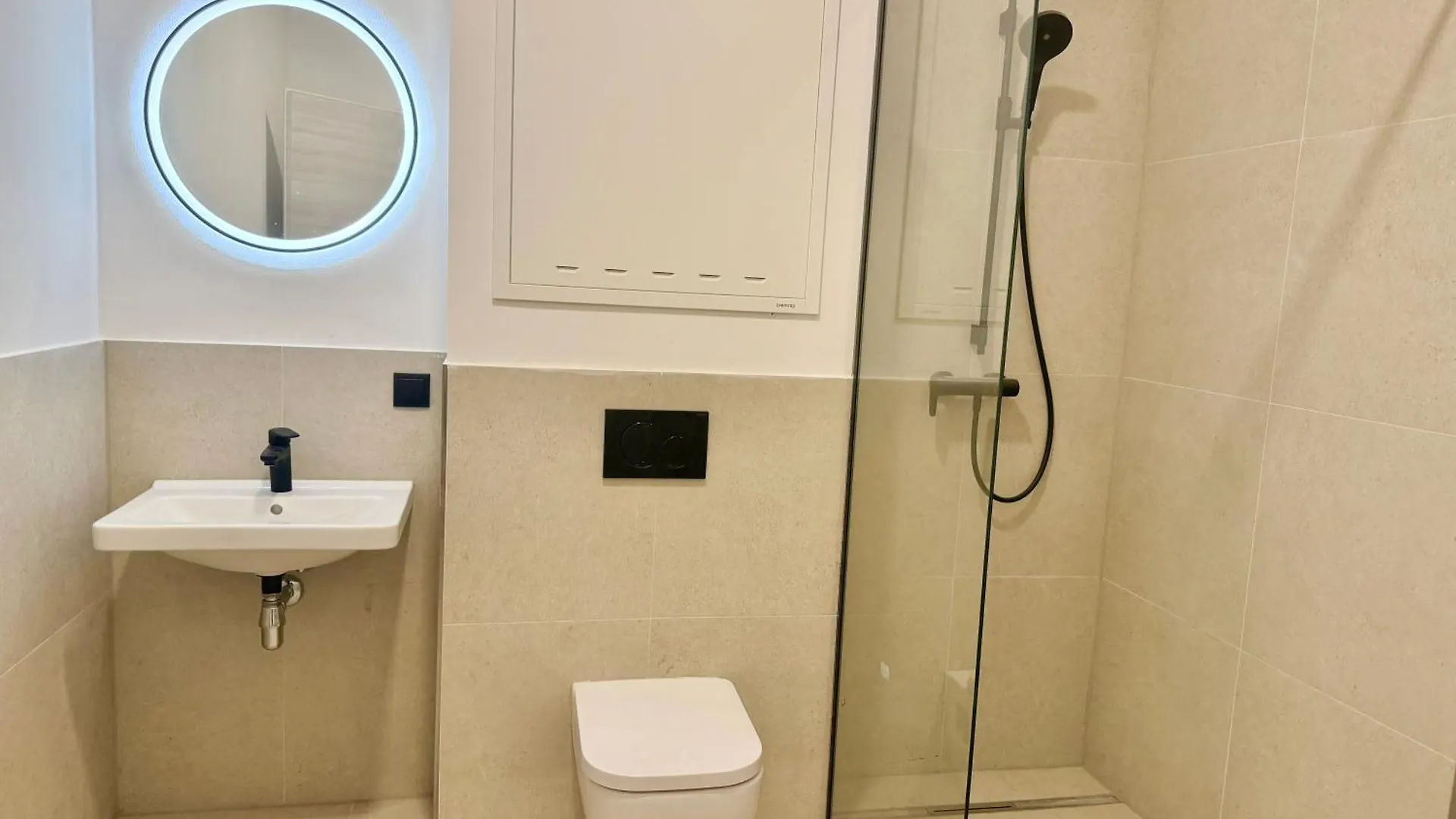 Premium Design Apartment With Balcony & Free Parking Vienna