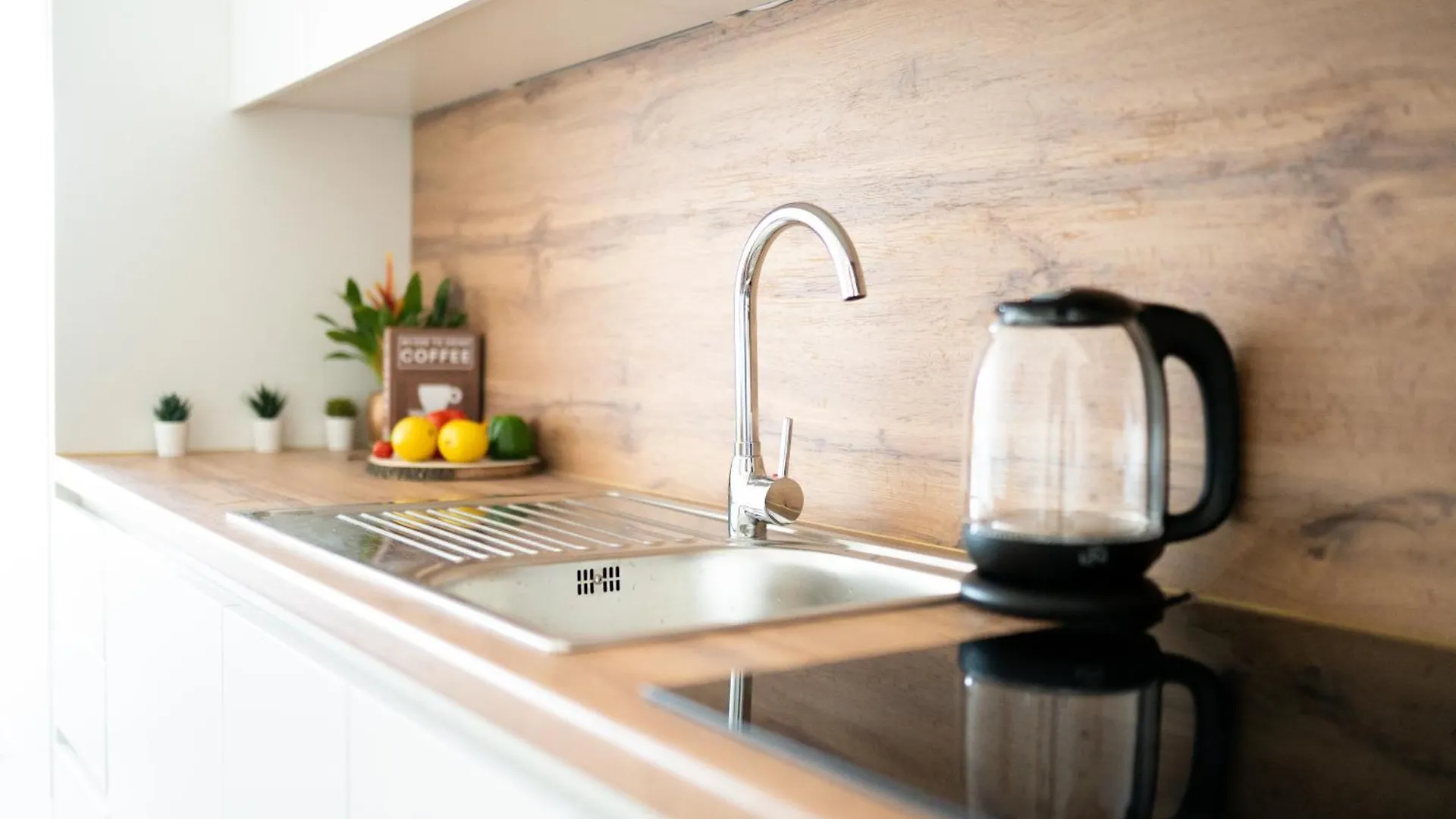 Premium Design Apartment With Balcony & Free Parking Vienna