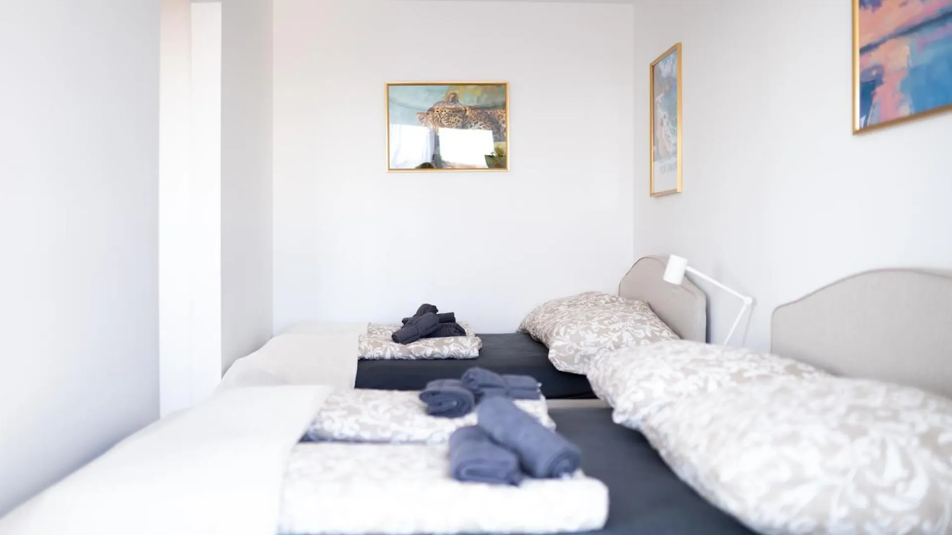 Premium Design Apartment With Balcony & Free Parking Vienna