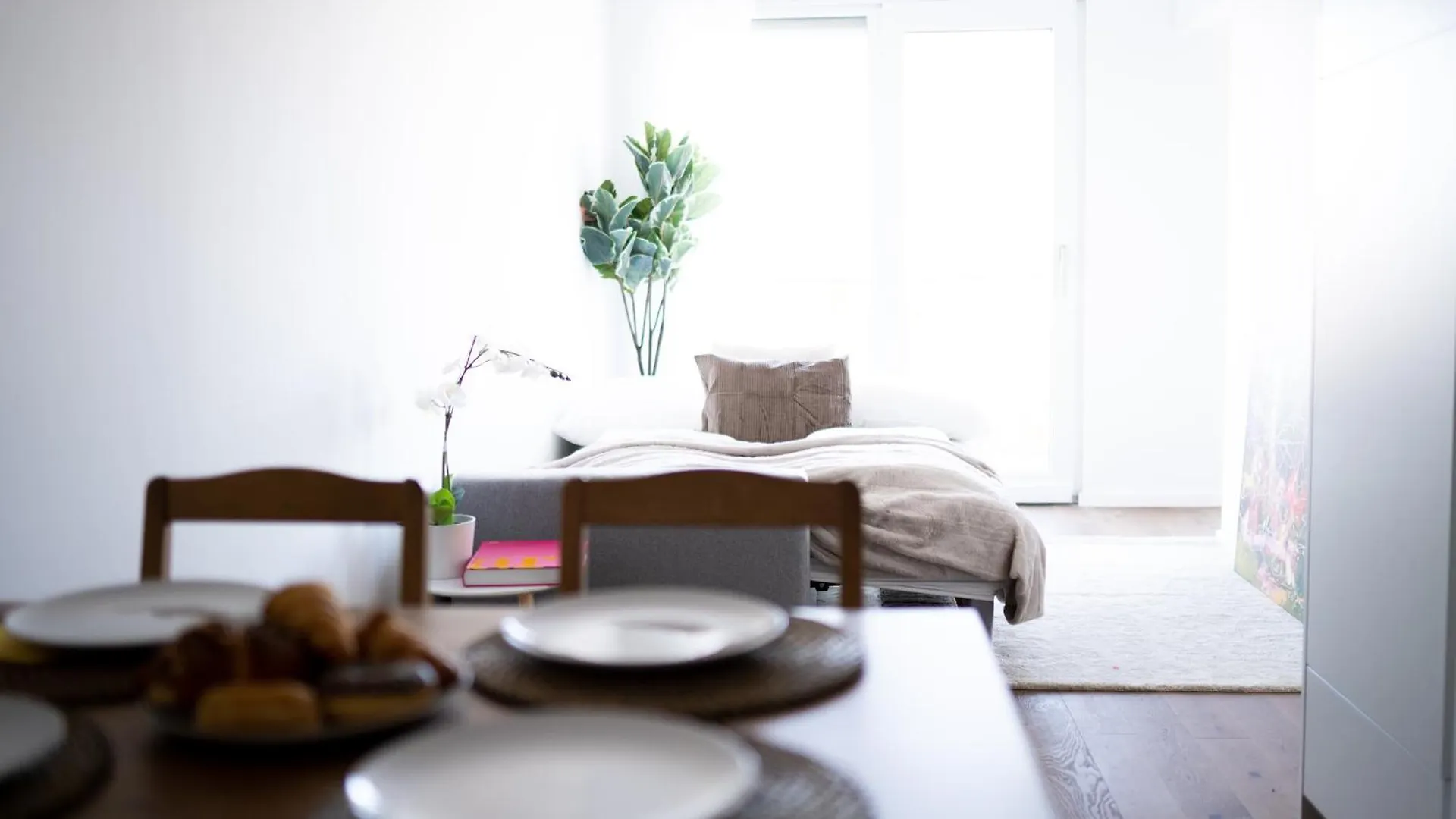 Premium Design Apartment With Balcony & Free Parking Vienna Austria